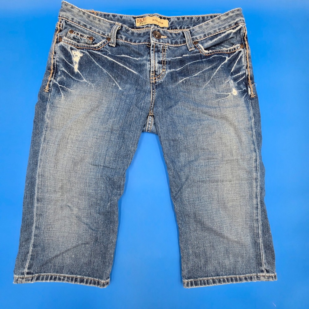 BKE Madison‎ Capri Jeans Womens 30 Blue Distressed Y2K Destructed Denim Buckle